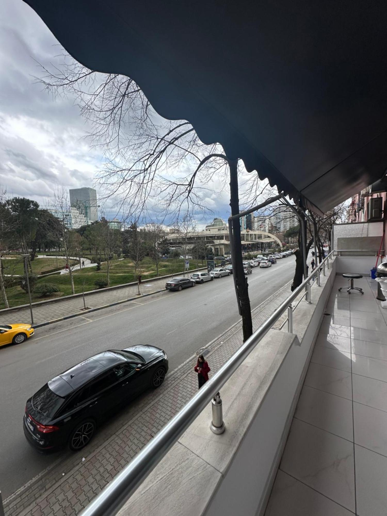 Park View Central Apartment Тирана Экстерьер фото